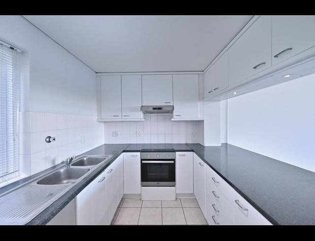 3 BEDROOM PROPERTY TO RENT IN DOLPHIN BEACH